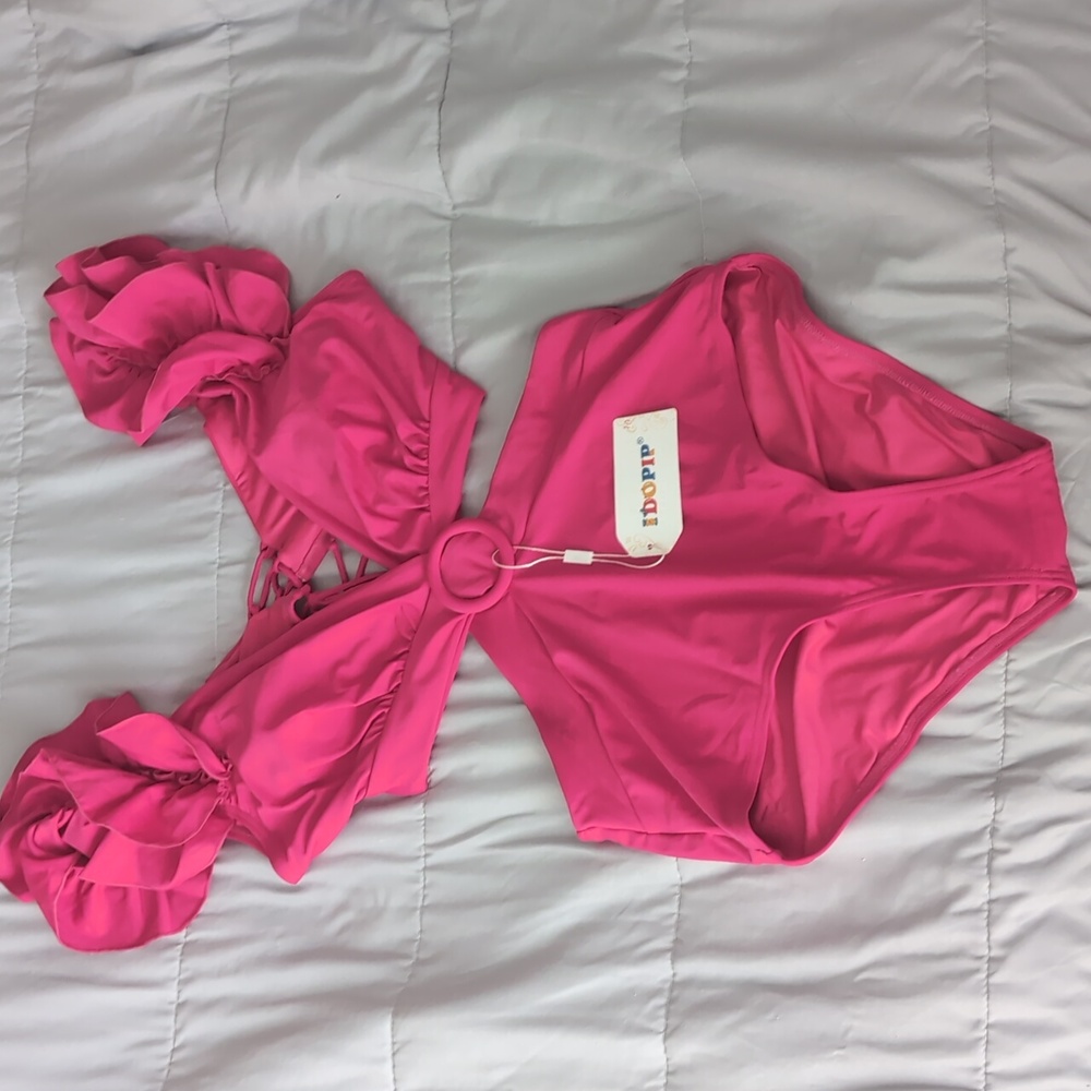 IDOPIP Pink Cutout Swimsuit with Ruffle Sleeves NWT Size medium